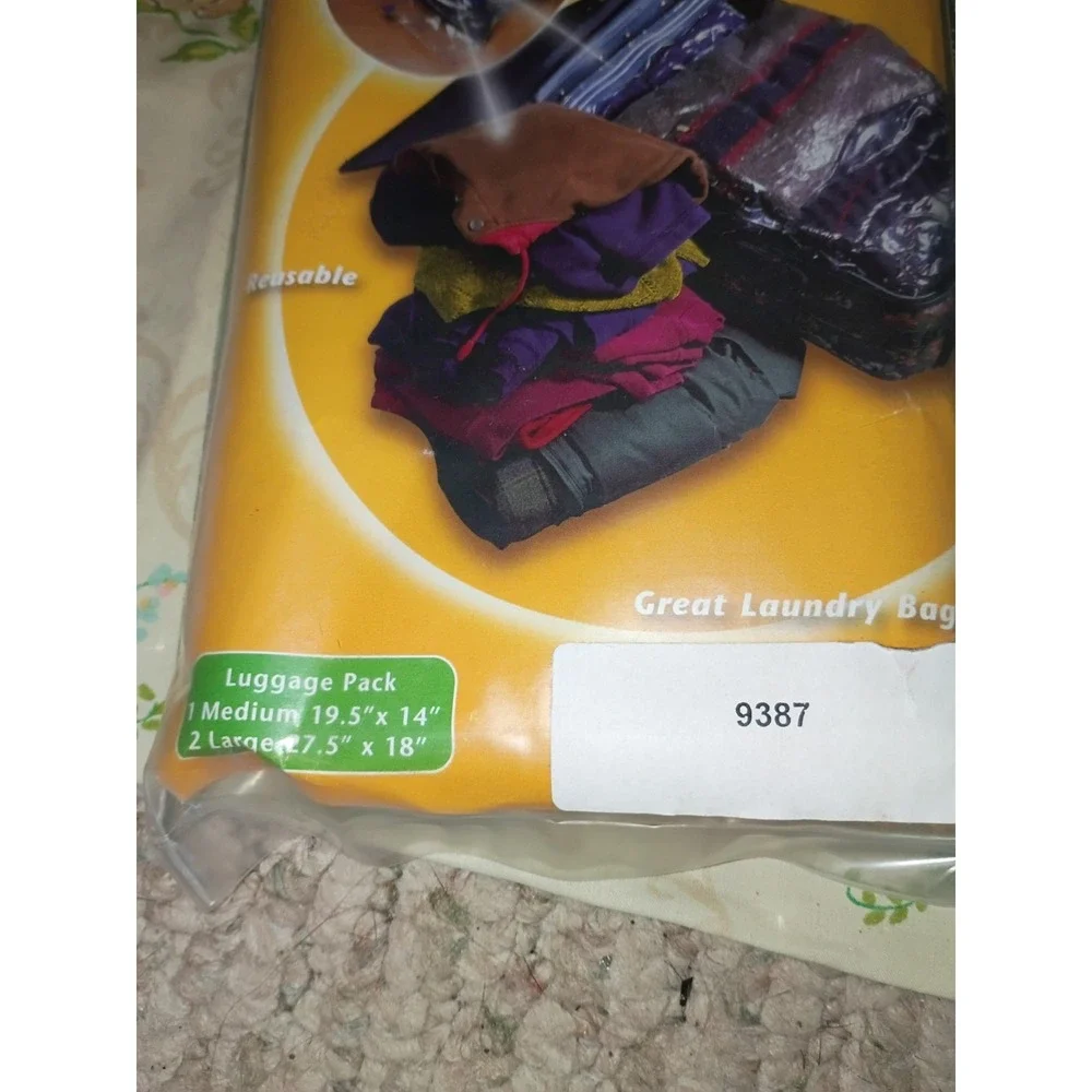 Pack Mats- Luggage Pack 1 Medium, 2 Large Sealed